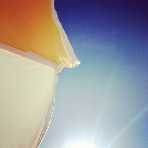 (brief) beach life. — image 3