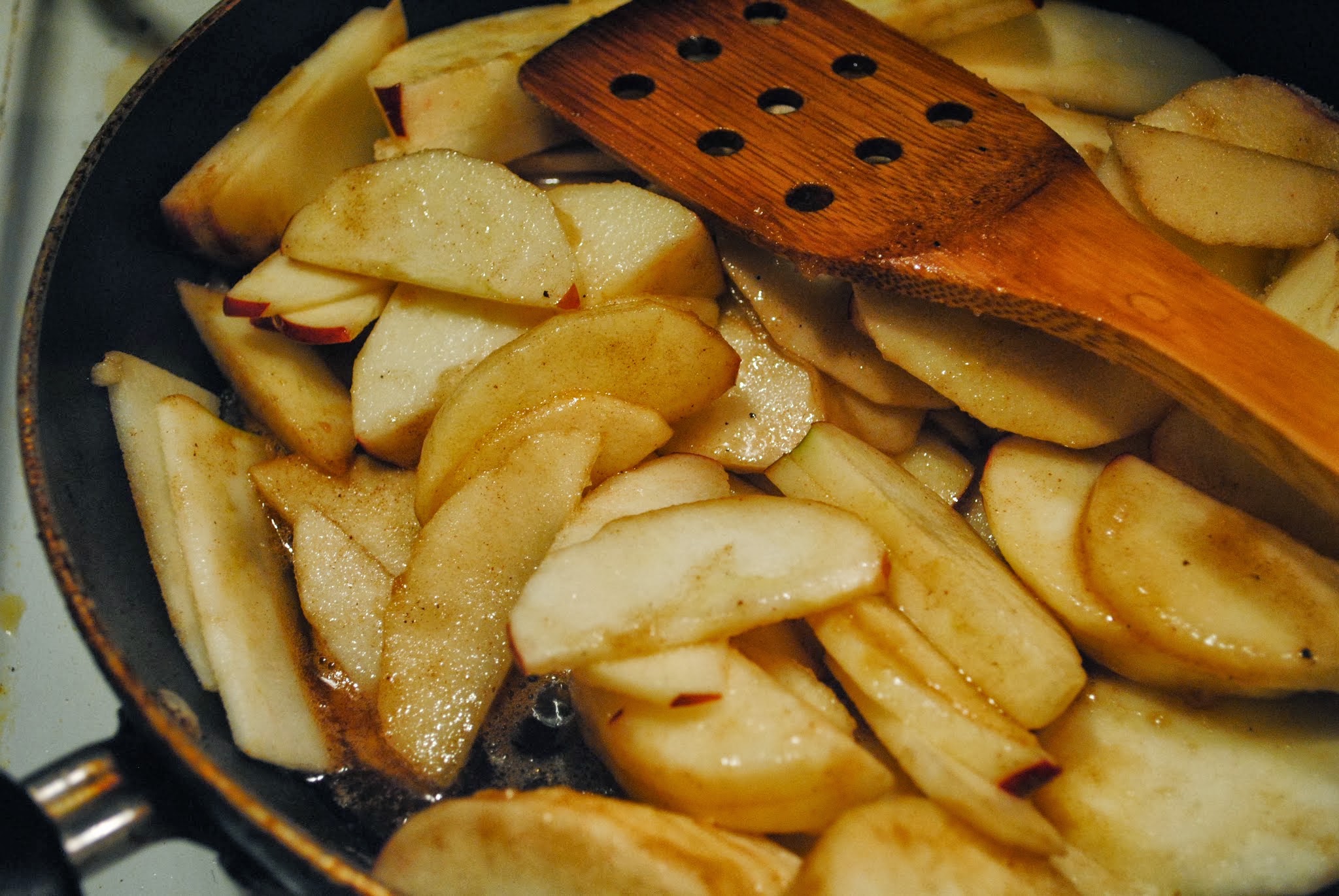 brown butter apple clafoutis — image 5