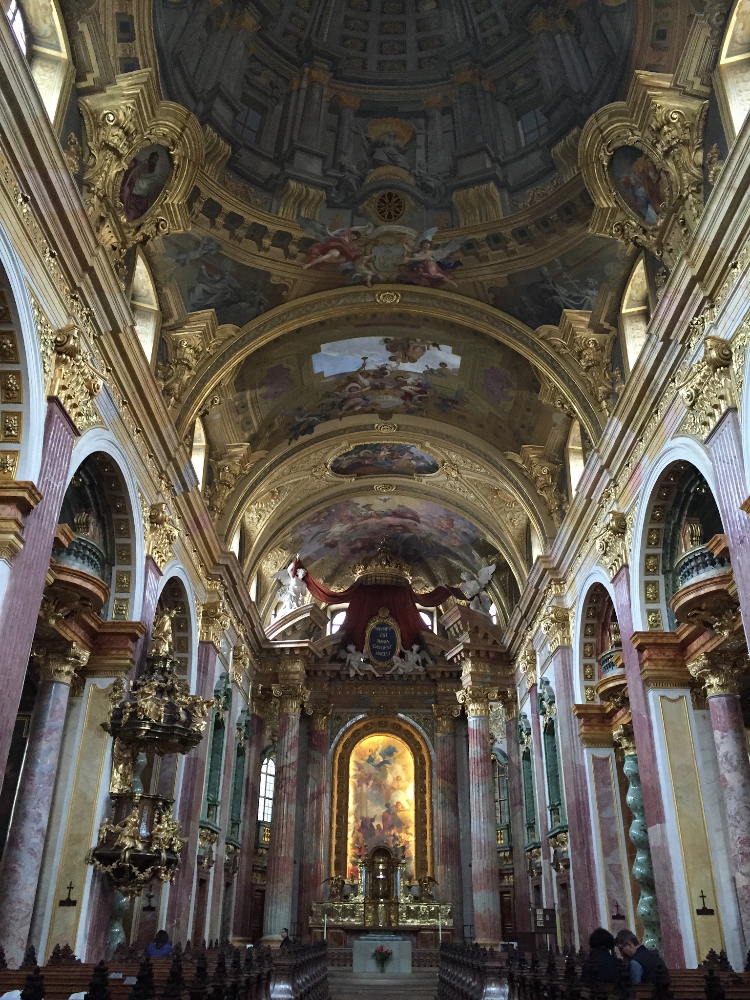 Vienna is beige all over // Day 9 — image 10