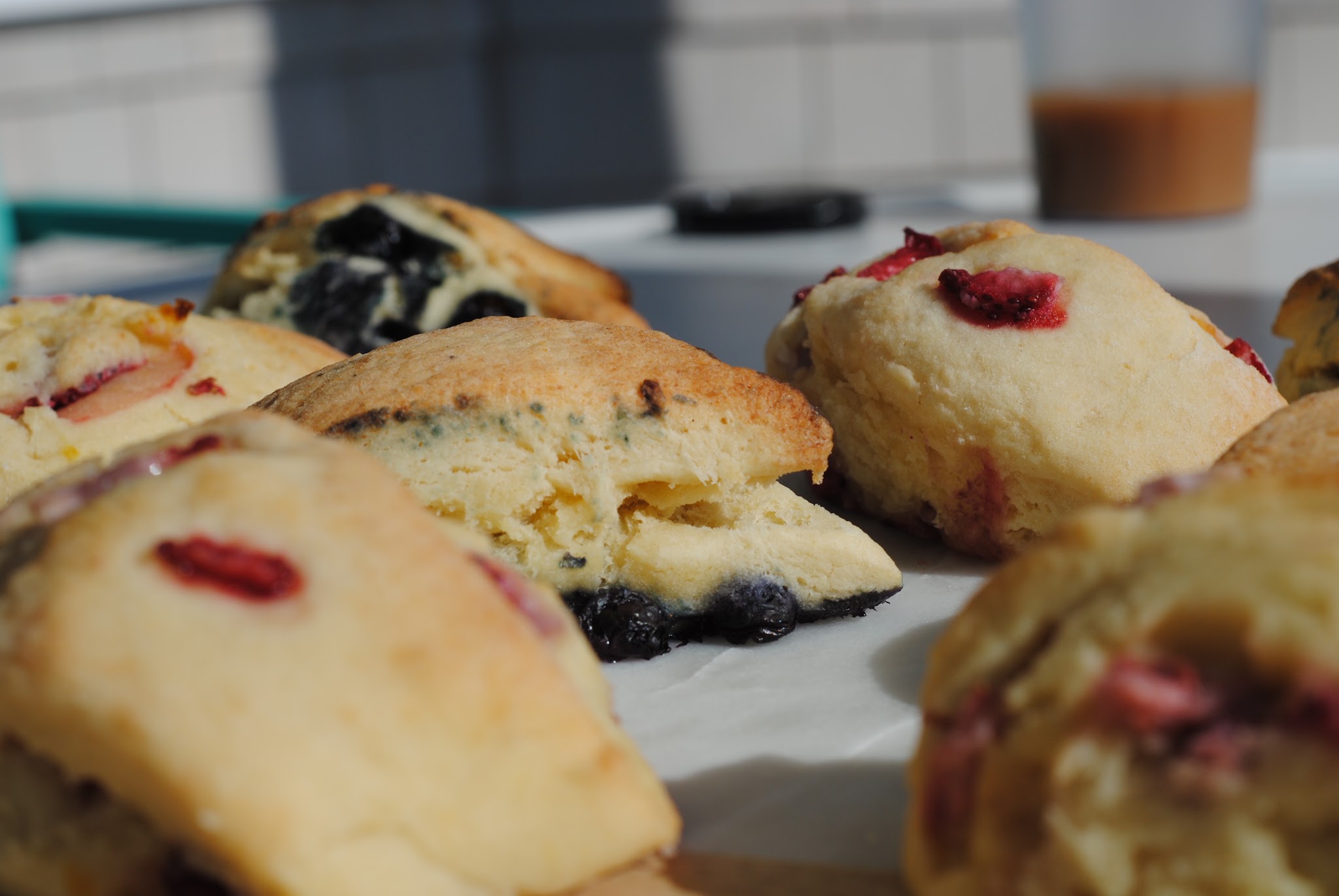 strawberry and blueberry ricotta lemon scones — image 6