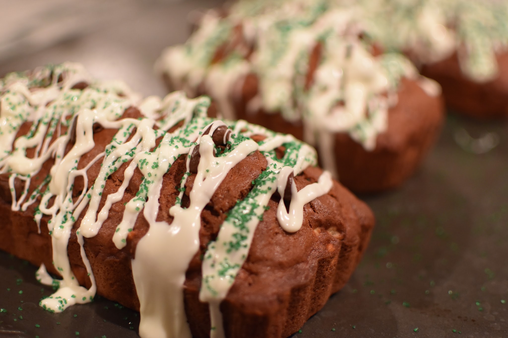red velvet banana nut bread — image 5
