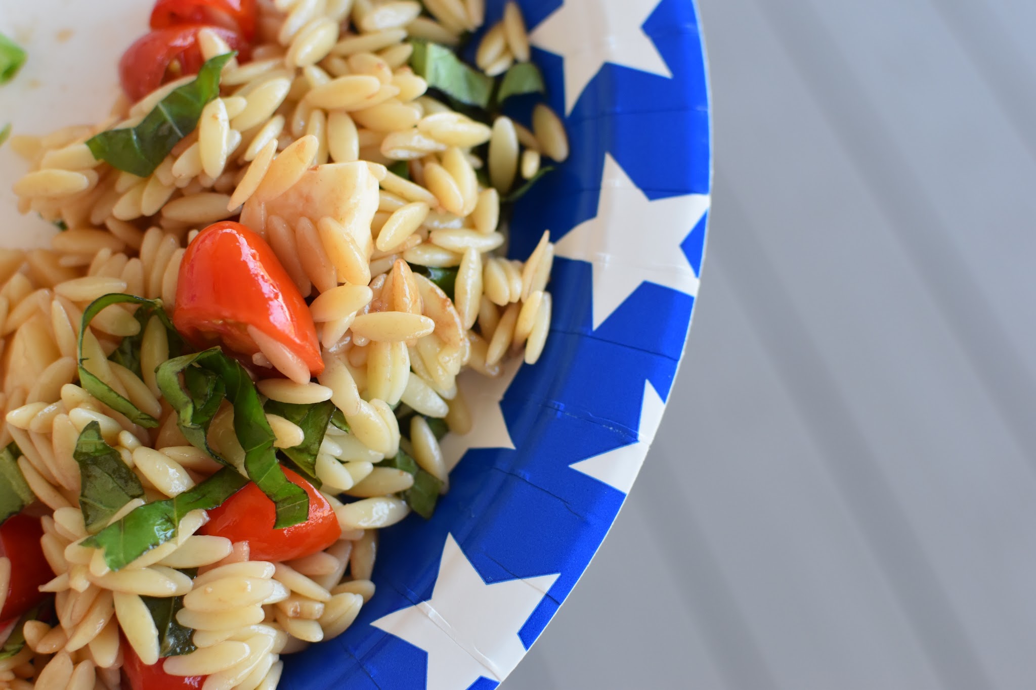 caprese orzo salad