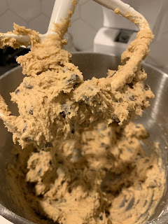 amazing chocolate chip cookies — image 2